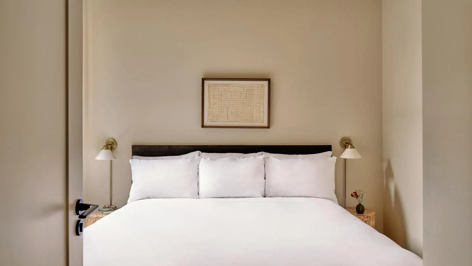 Sonder The Nealon Hotel Toronto